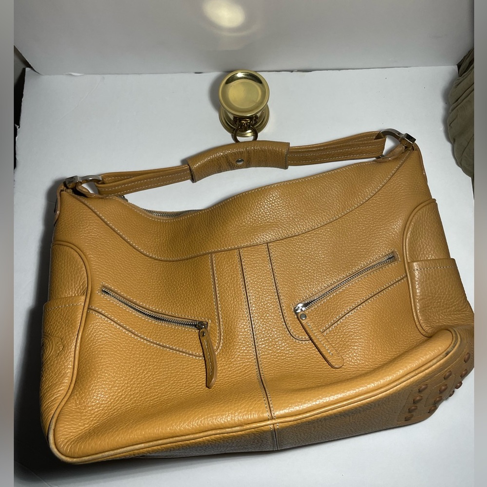 TOD’S tan leather bag  MADE IN ITALY